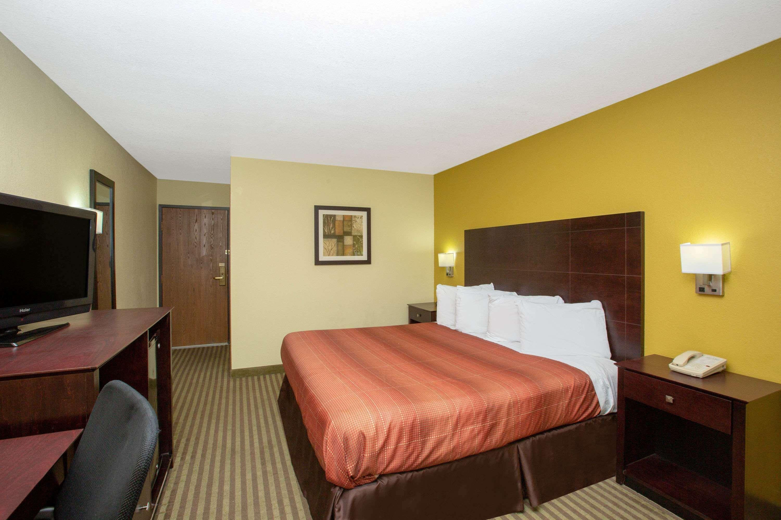 Americinn By Wyndham Council Bluffs Esterno foto