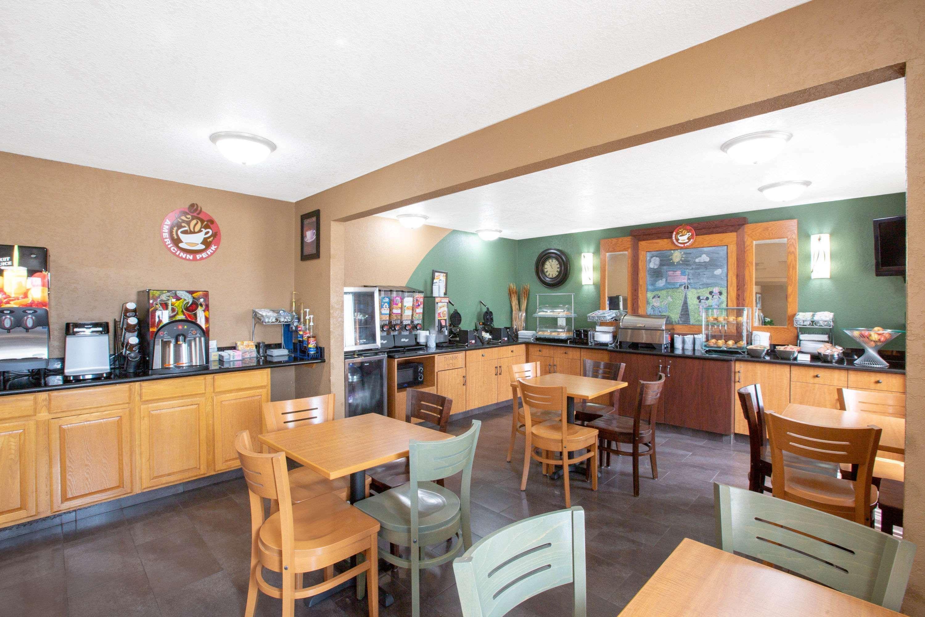 Americinn By Wyndham Council Bluffs Esterno foto