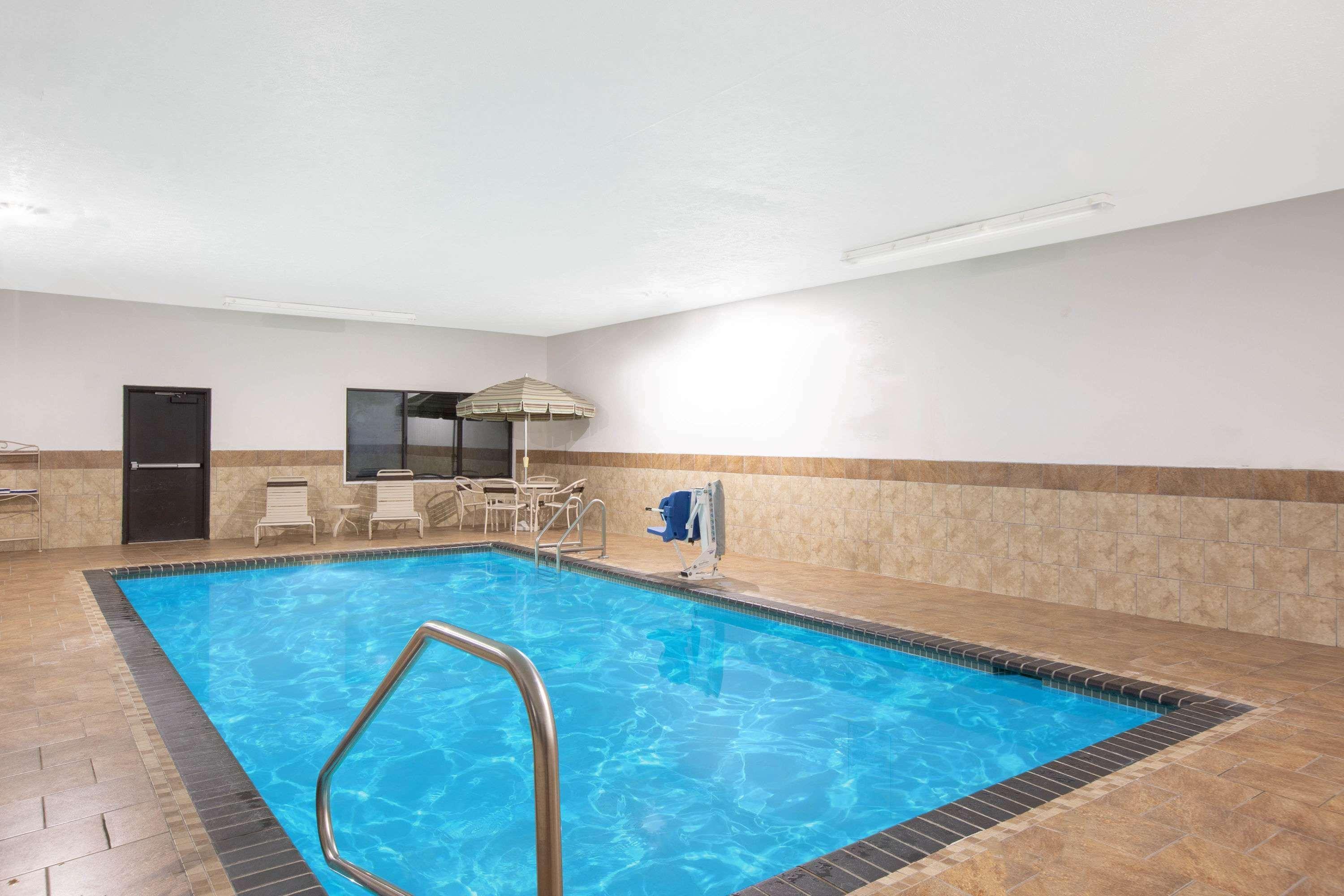 Americinn By Wyndham Council Bluffs Esterno foto